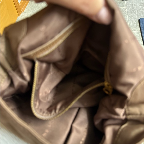 Marc Jacobs Tan Crossbody Bag - Picture 6 of 7